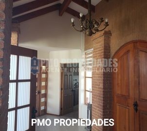 VENDE  CASA ESTILO CHILENO